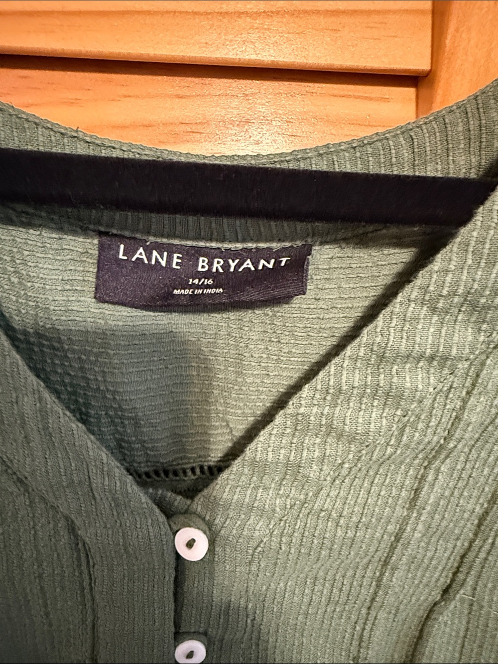 Lane Bryant Olive Green Sleeveless V-Neck Top with Ruffle Trim - Picture 2 of 3